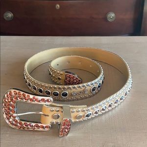 Kippys tan, silver, Swarovski crystal belt